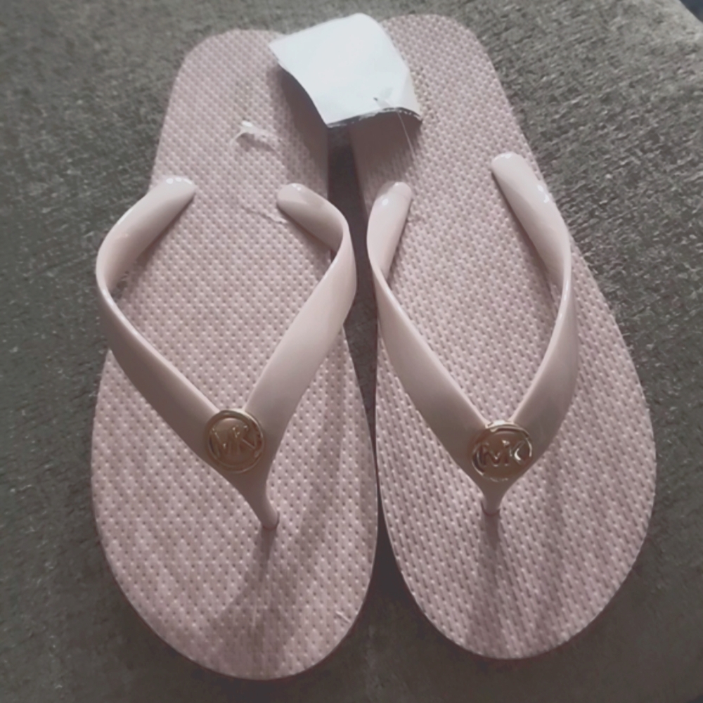 MICHAEL Michael Kors Pink Sandals Thong Style